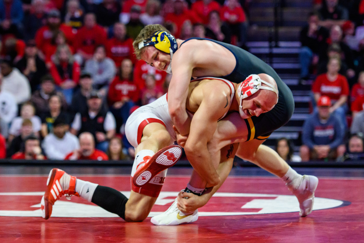09_Peyton Robb_WRESvsMichigan0209